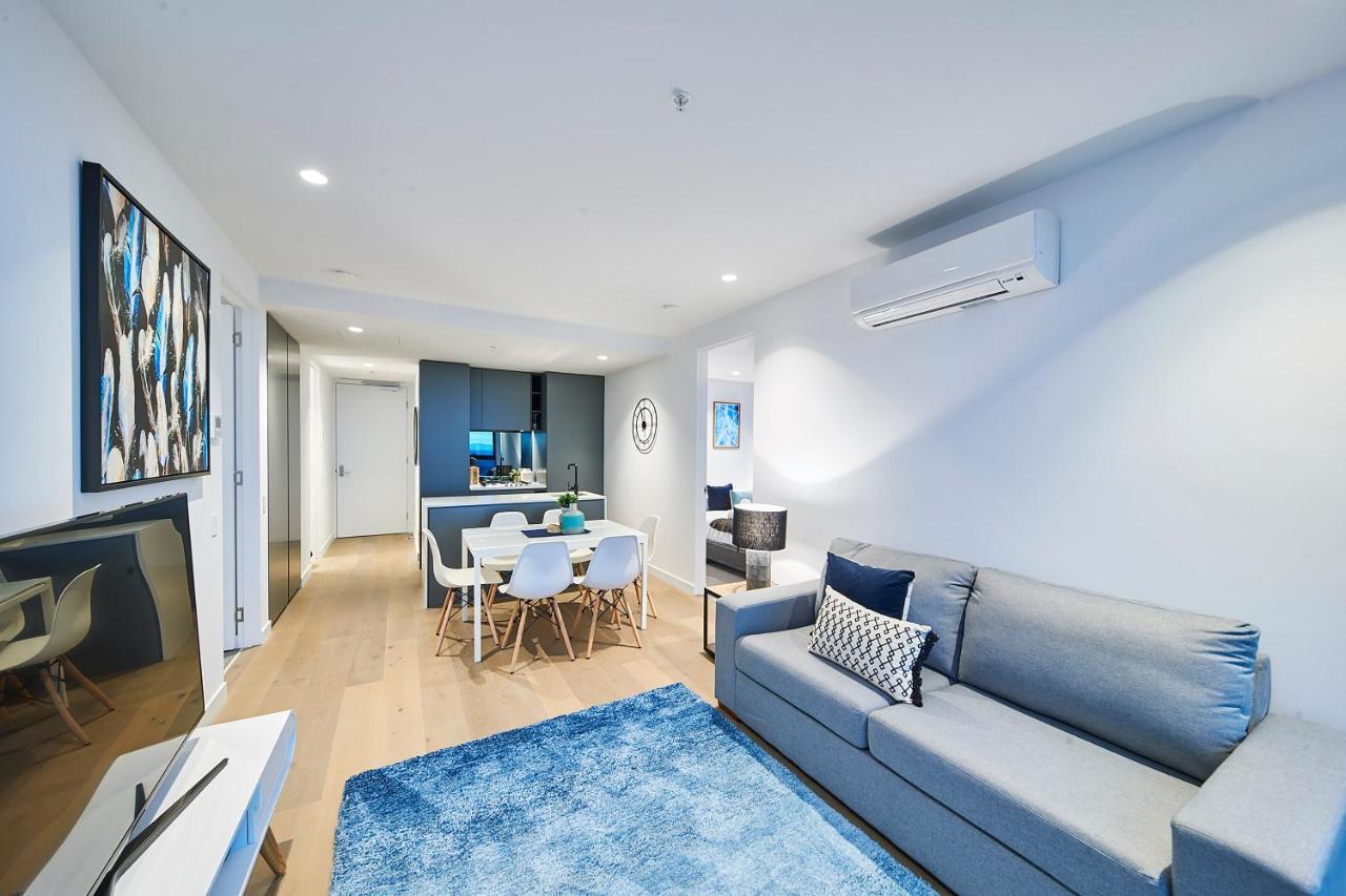 Mega Style Apartments Victoria One Melbourne Exterior photo