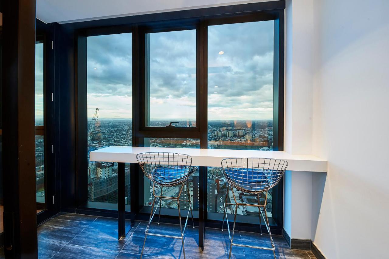 Mega Style Apartments Victoria One Melbourne Exterior photo