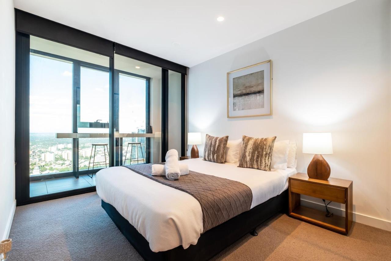 Mega Style Apartments Victoria One Melbourne Exterior photo